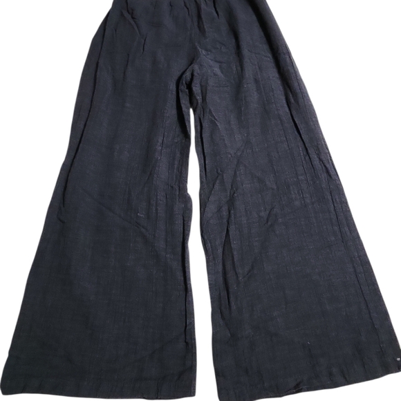 Abercrombie & Fitch Crinkled Texture Cropped Pants Sz Medium Lined Relaxed Fit - Picture 2 of 11